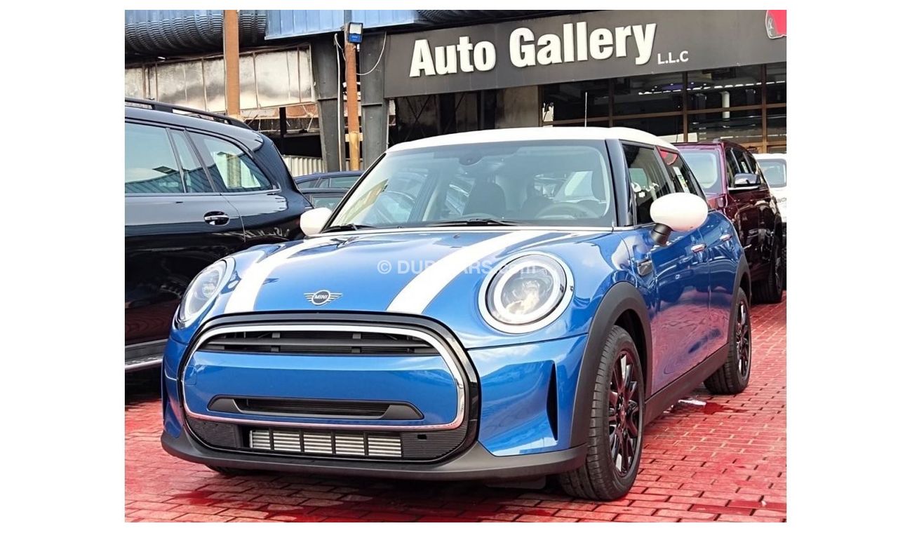 ميني كوبر Edition 5 Door  3 Years Warranty And  3 Years Service 2023 GCC