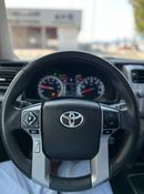 Toyota 4Runner SR5 PREMIUM 4x4 7 Seat Sunroof  full option