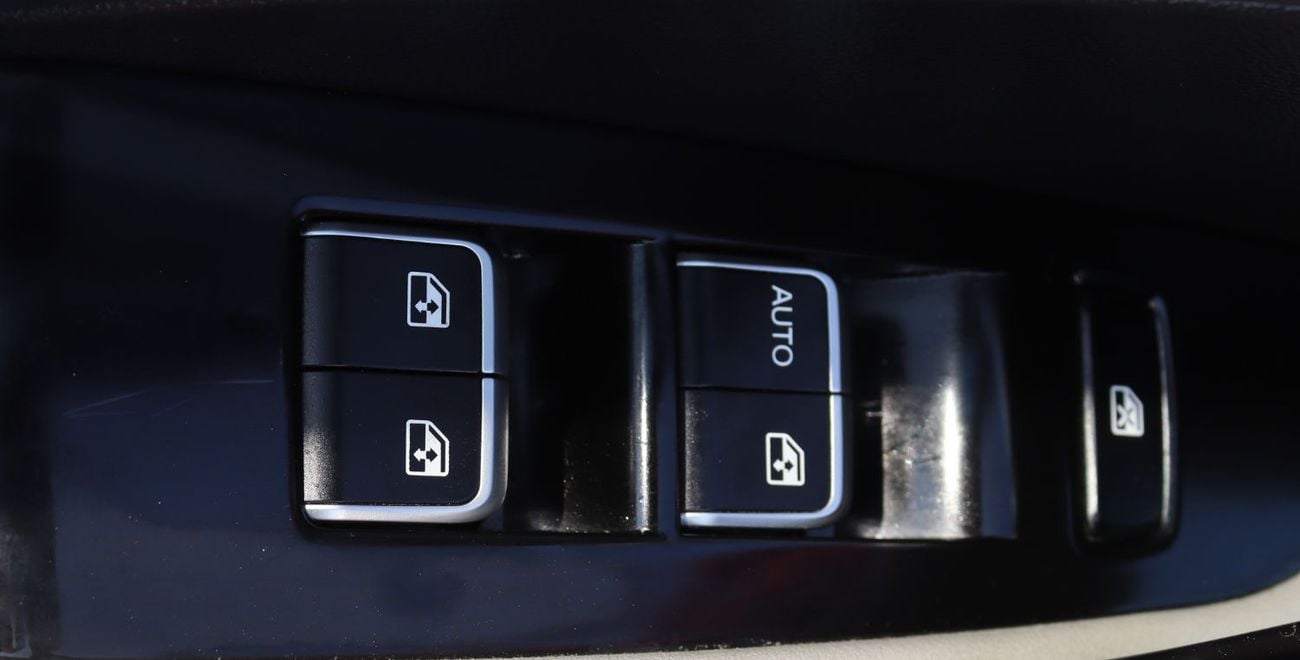 شيفروليه كابتيفا شيفورليه كابتيفا (Premier) 2021 -  خليجى محرك1.5L -  بدون حوادث 7 مقاعد  - بحاله ممتازه