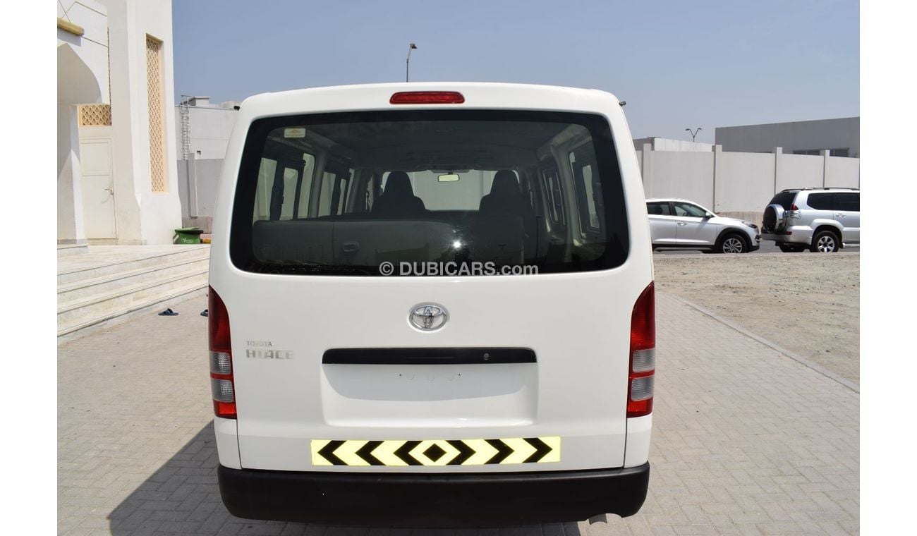 Toyota Hiace GL - Standard Roof Toyota Hiace Std Roof Bus 13 seater, model:2015. Excellent condition