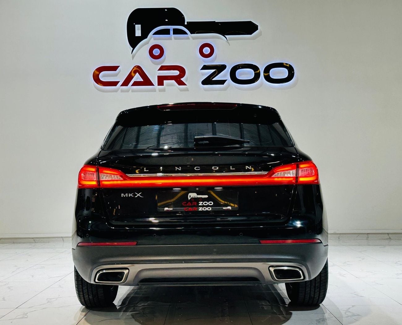 Lincoln MKX BASE