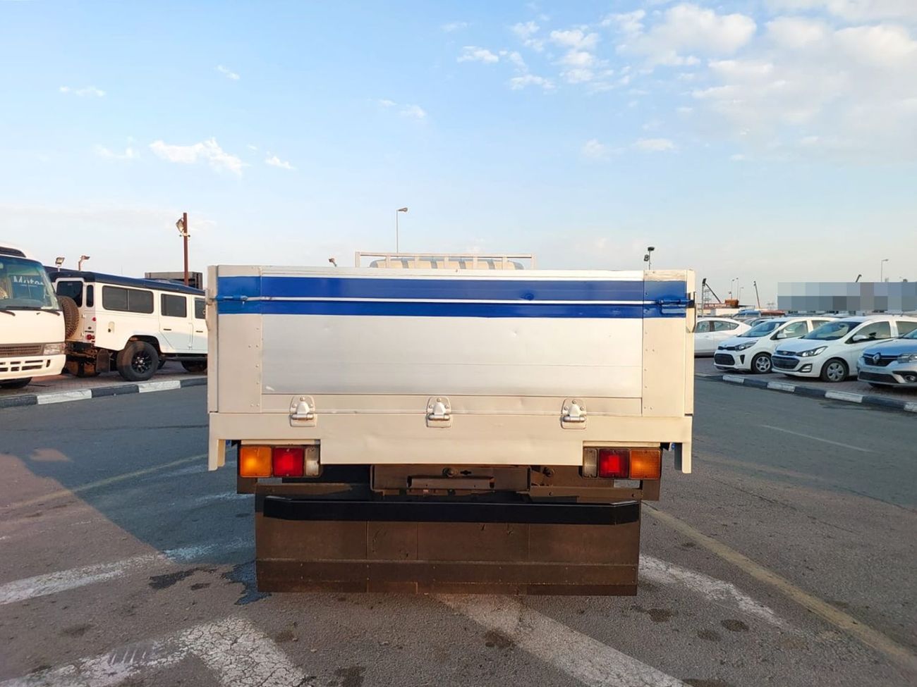 ميتسوبيشي فوسو كانتير MITSUBISHI CANTER TRUCK RHD 1989 MODEL 4.2 L DIESEL MANUAL(PM22881)