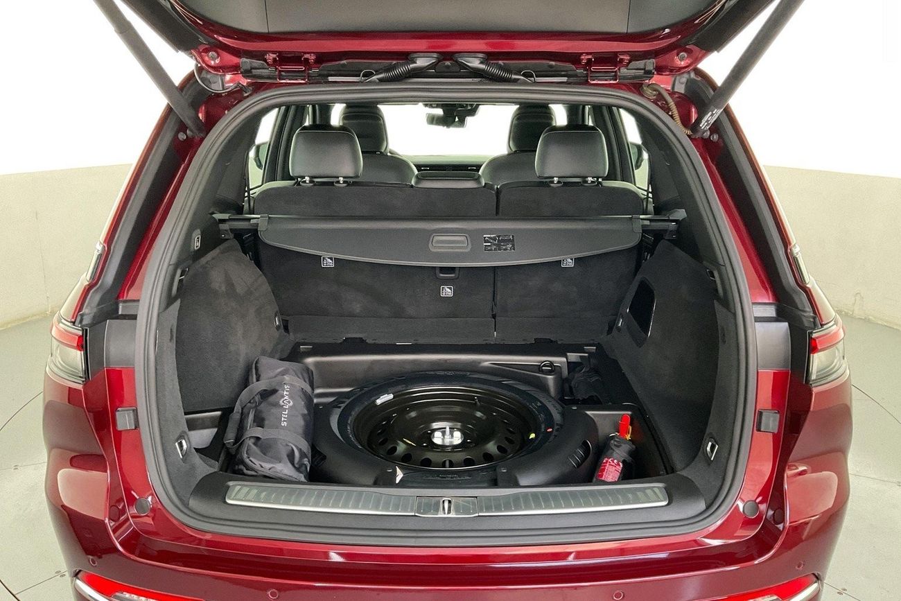 جيب جراند شيروكي Overland | ضمان مجاني لمدة عام | 0 دفعة أولى