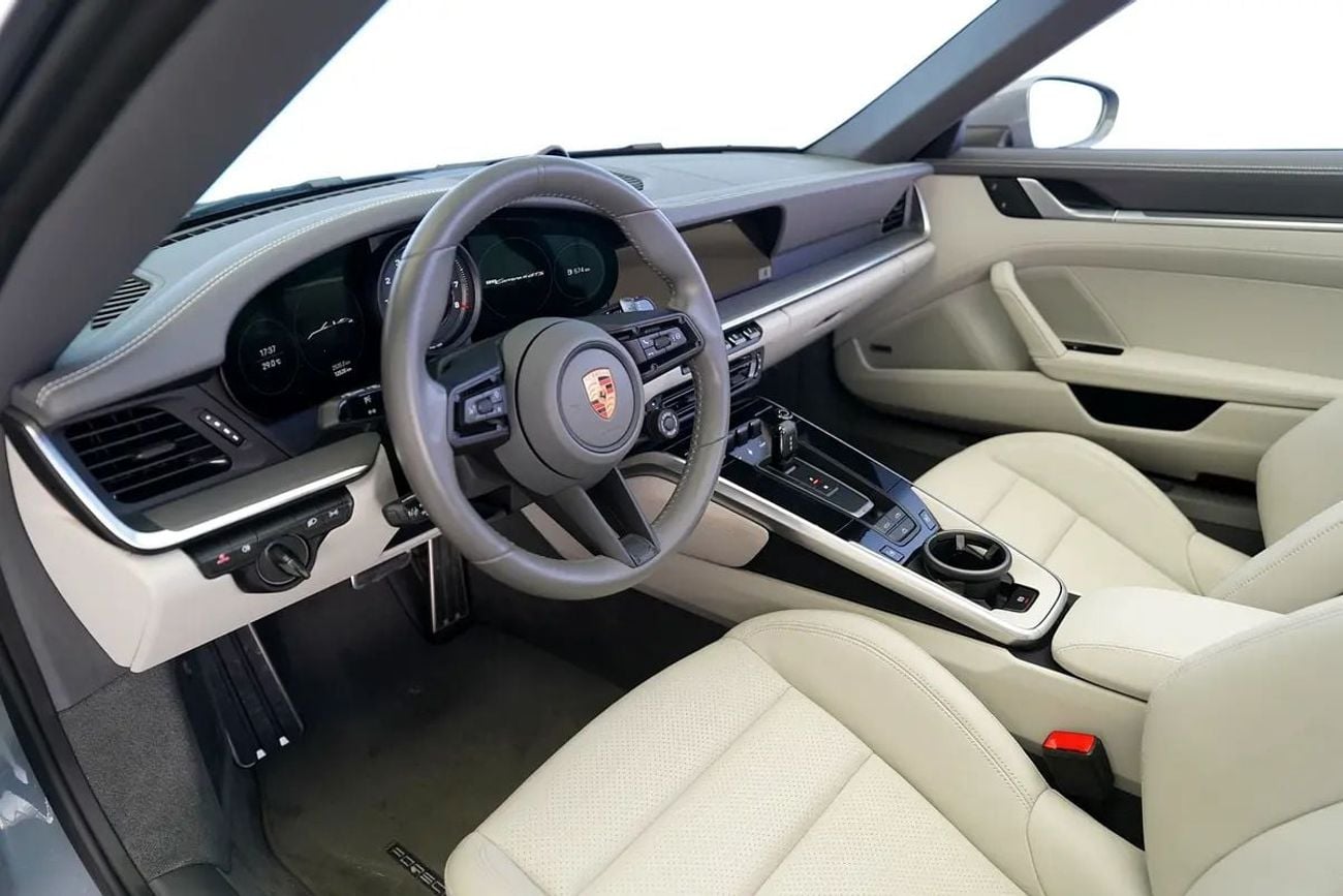 Porsche 911 CARRERA 4GTS 3.0L (450 HP) Convertible