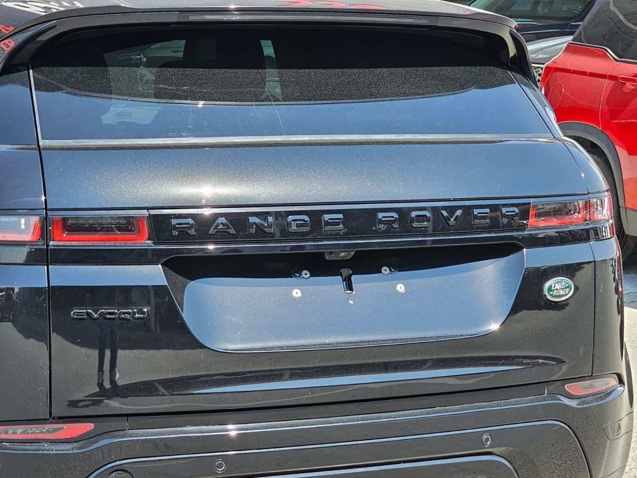 لاند روفر رانج روفر إيفوك R-ديناميك SE P250