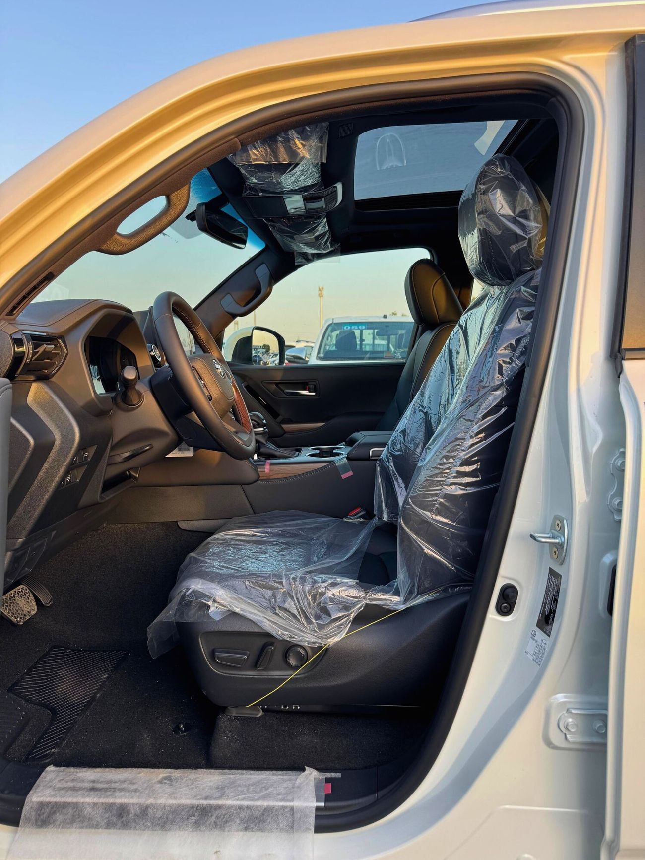 Toyota Land Cruiser GXR | 4.0L Full Option | Digital Meter | SUNROOF | CODE# GXR42H