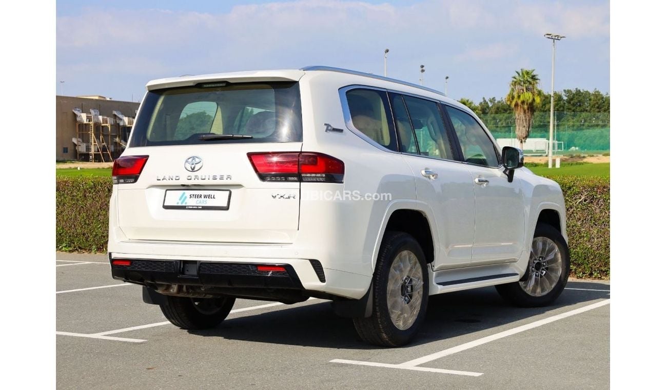 Toyota Land Cruiser VXR SPECIAL OF0FER 2022 | 4.0L V6 A/T 4WD - RADAR AND REAR ENTERTAINMENT SYSTEM WITH GCC SPEC