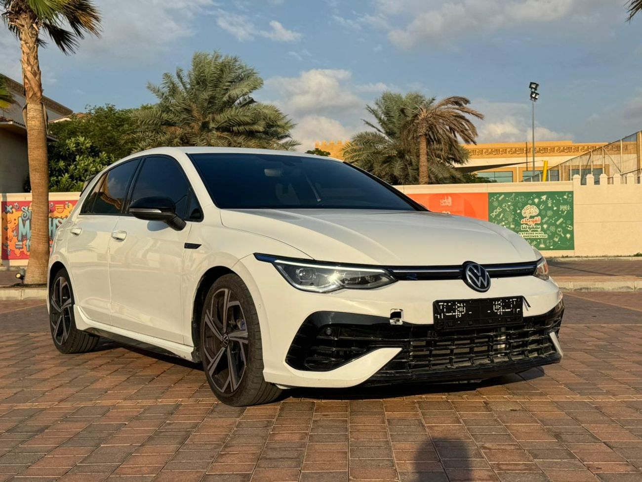 Volkswagen Golf R Base 2.0T 2022 VW Golf R – Turbo, AWD, Sporty Performance