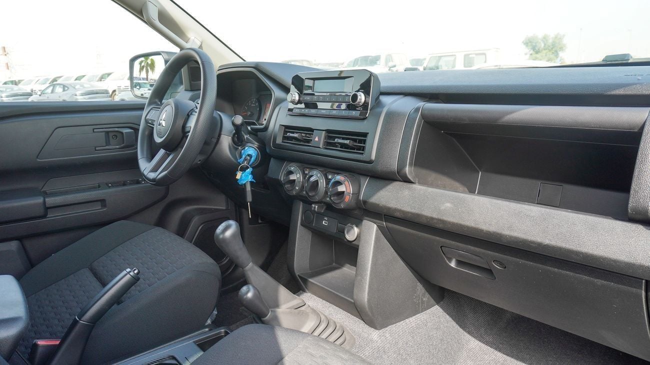 ميتسوبيشي L200 2.4L  4WD M/T