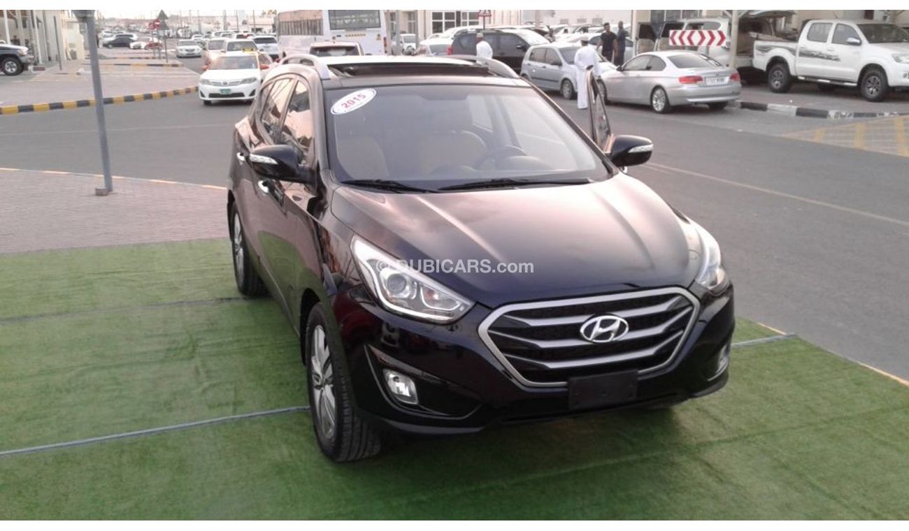 Hyundai Tucson HYUNDAI TUCSON 2015 BLACK NO PIANT NO ACCIDENT KHALIGE FULL OPTION NUMBER 1