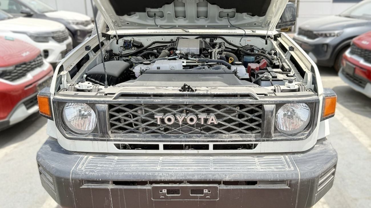 Toyota Land Cruiser Pick Up Toyota LC79 2.8L Diesel MT Double Cabin Pickup 2025YM