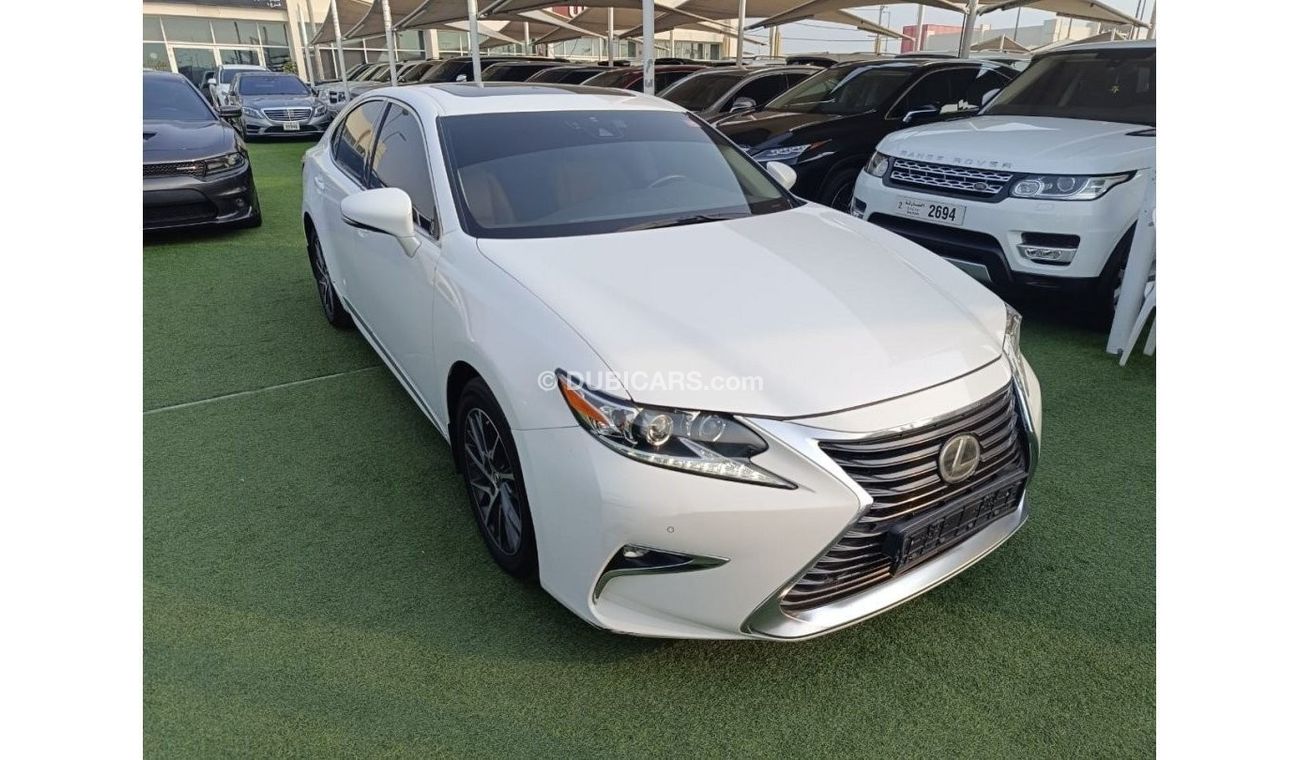 Lexus ES 300 The car is very good, in perfect condition, looks clean from the inside and outside without any acci