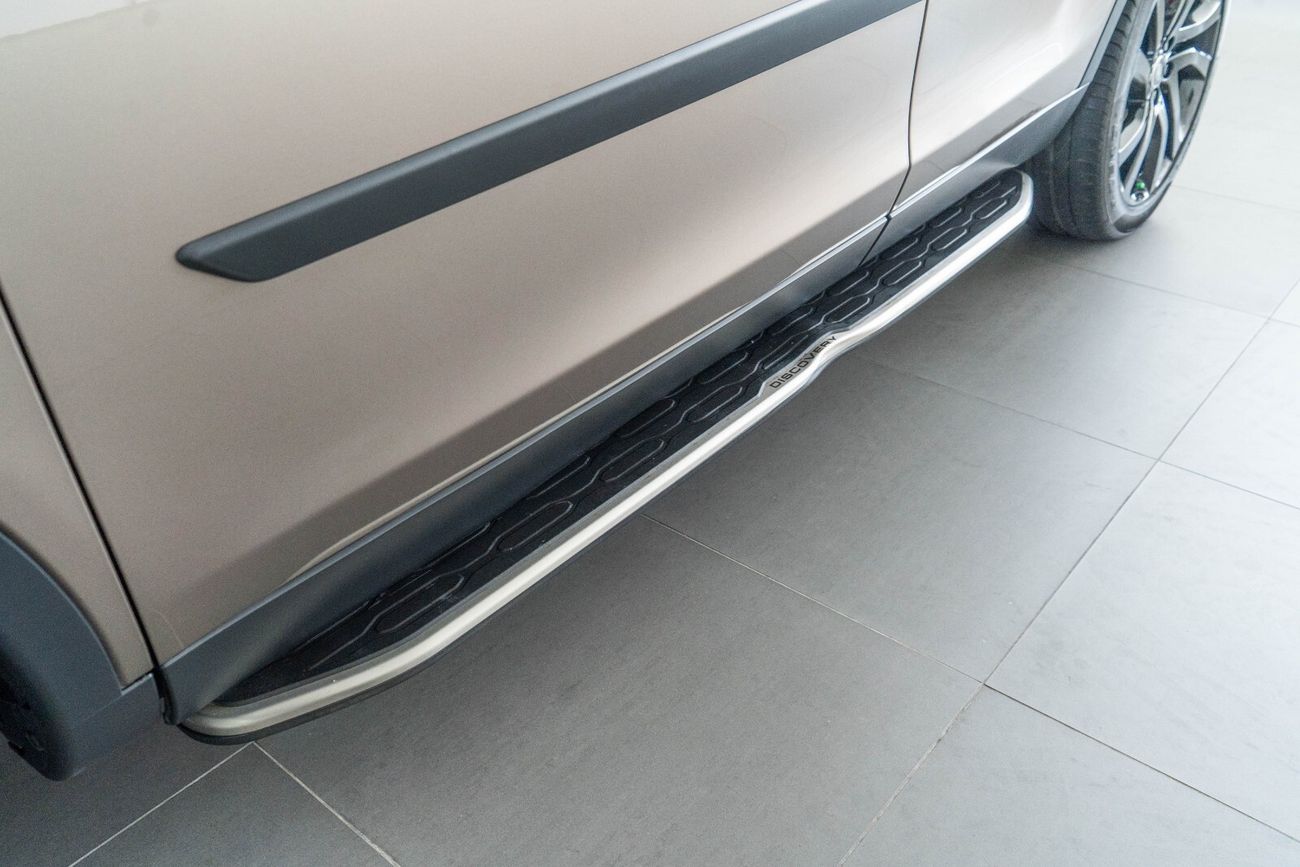 Land Rover Discovery Sport HSE / 7-Seater Model  2.0