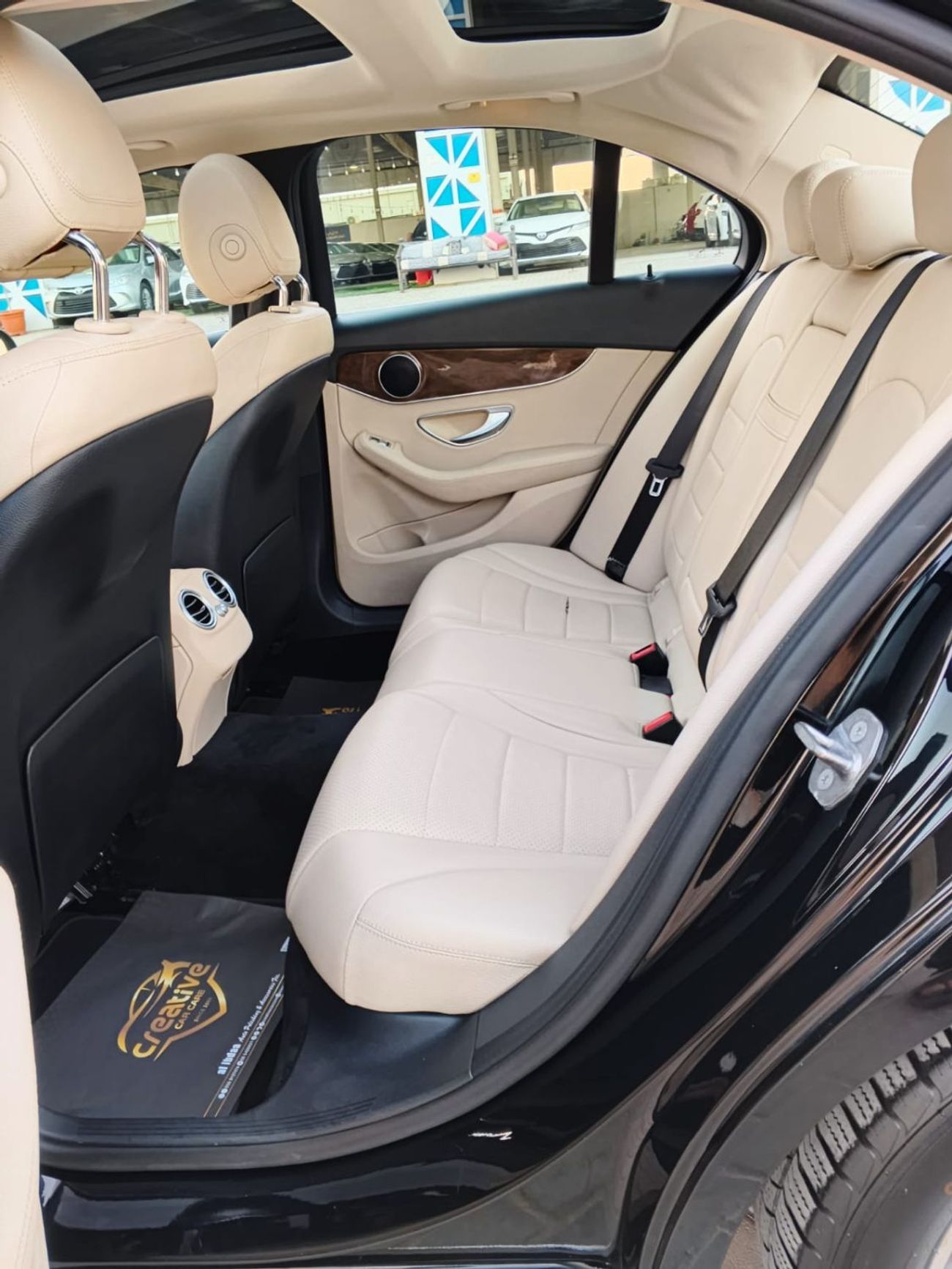 مرسيدس بنز C 300 ver clean car