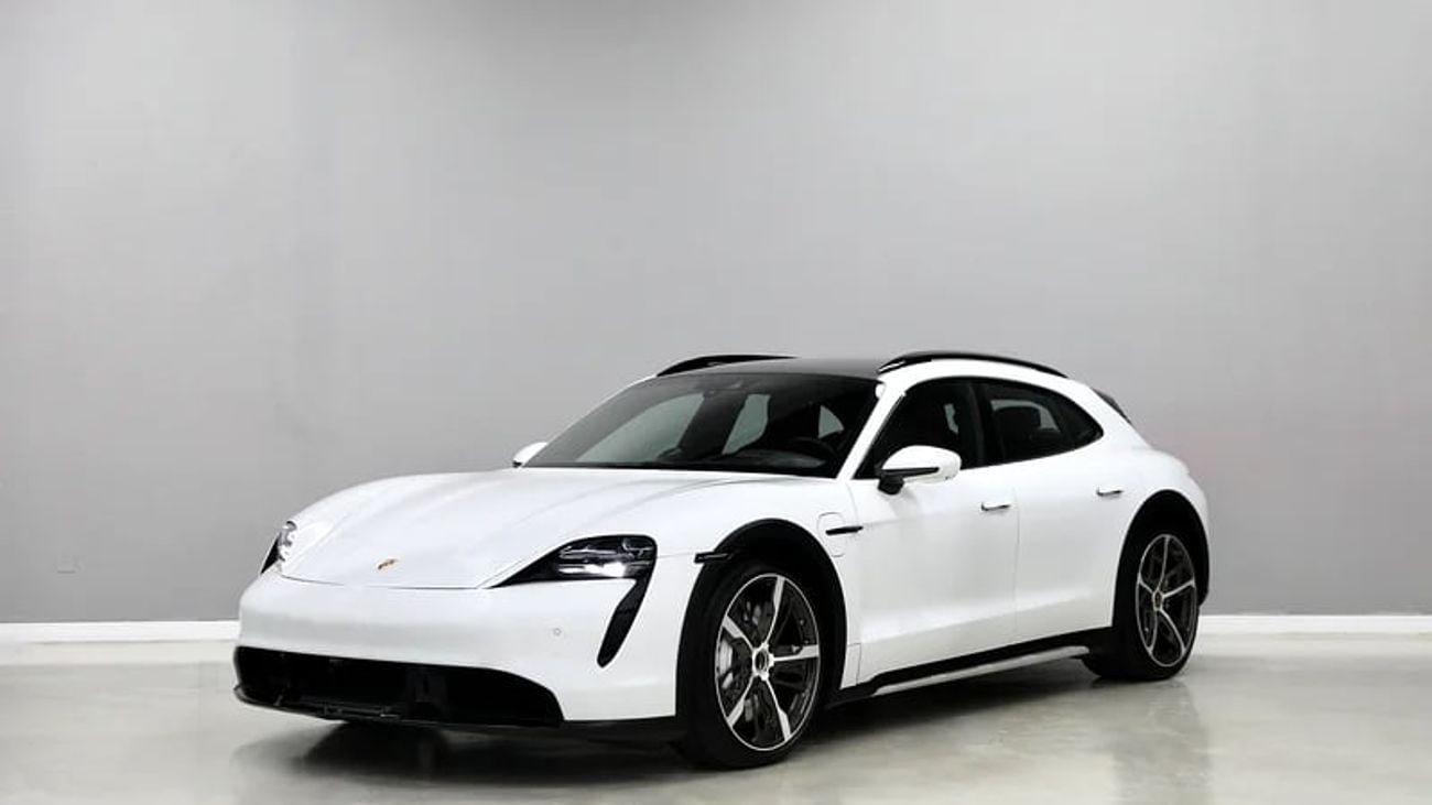 Porsche Taycan Turbo (671 HP) Turbo Electric | 5,650 monthly | Free Insurance + Registration Ref#A74144