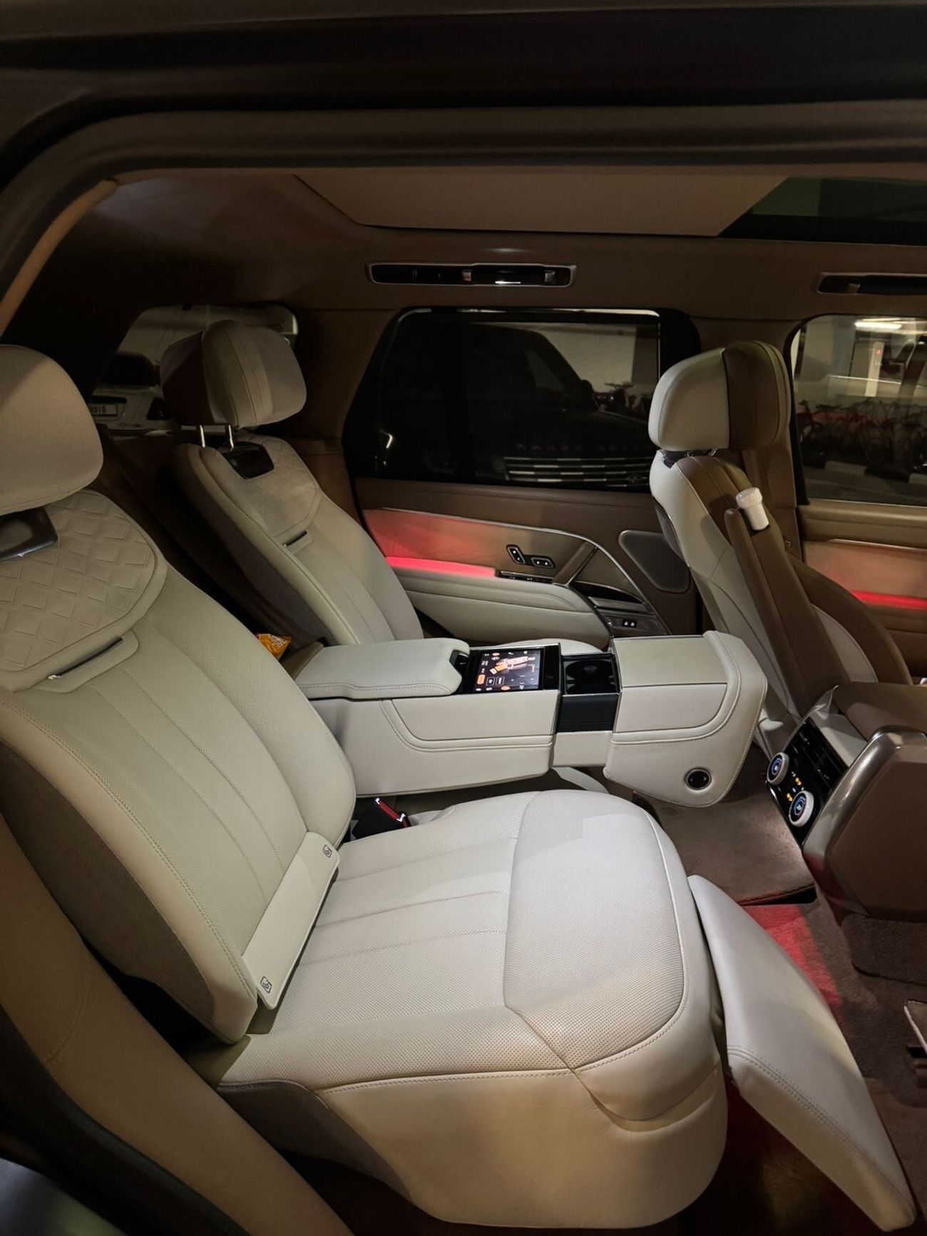 لاند روفر رينج روفر سبورت SV Edition Two P635 4.4L