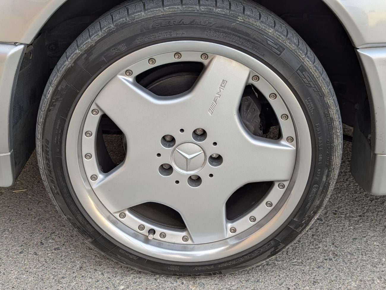 مرسيدس بنز SL 500 Mercedes-Benz SL 500 R129