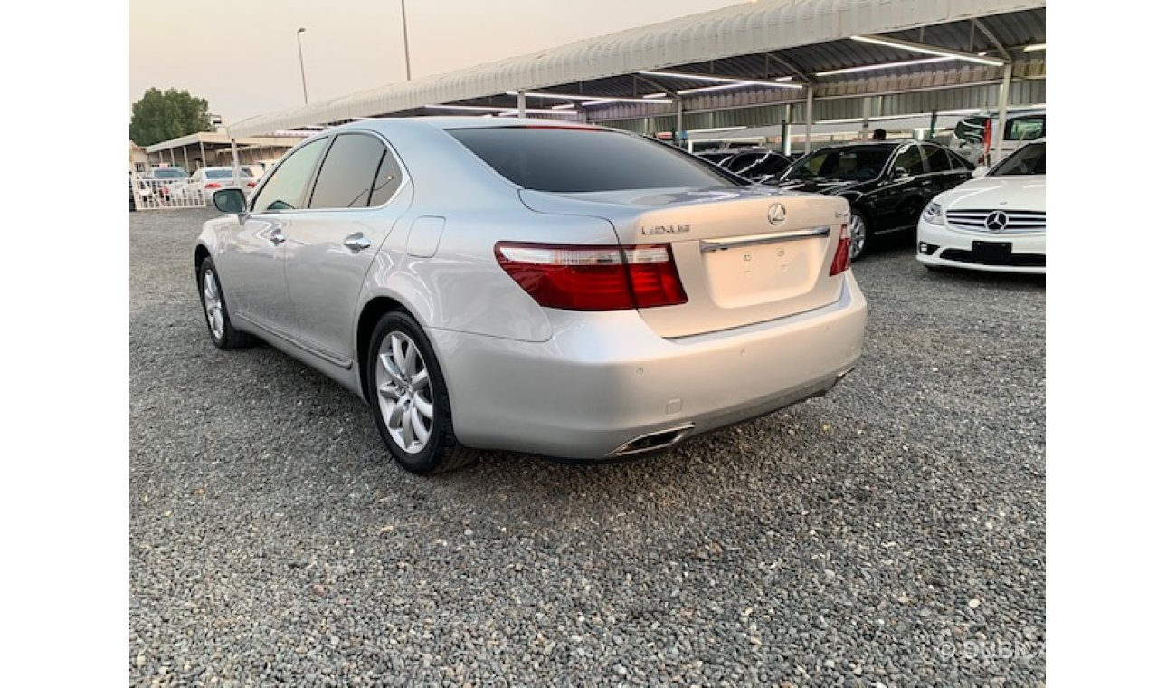 Lexus LS460 IMPORT JAPAN V.C.C