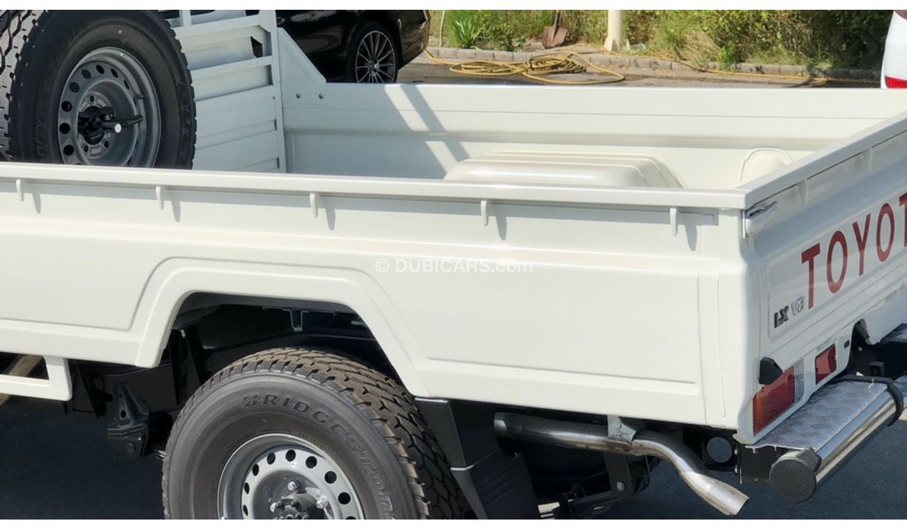 Toyota Land Cruiser Pick Up 4.5L DIESEL V8 2023