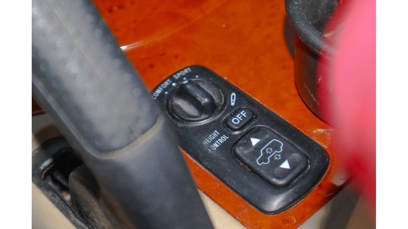 تويوتا لاند كروزر TOYOTA LAND CRUISER GXR 2007 4.7L V8  MANUAL TRANSMISSION