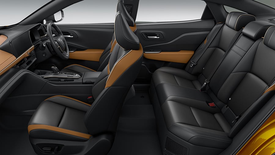 Toyota Crown interior - Seats