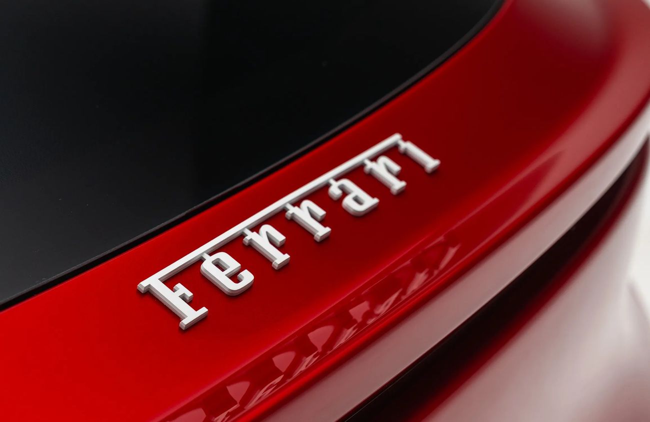 فيراري بوروسانجوي 6.5L V12 Naturally Aspirated Engine