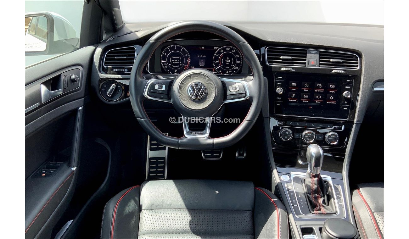 Volkswagen Golf GTI P1 (Leather Seats)