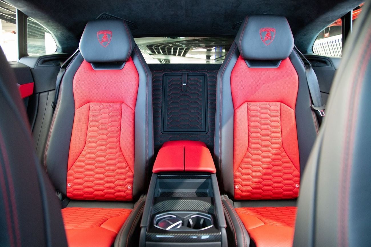Lamborghini Urus STD 4.0T V8