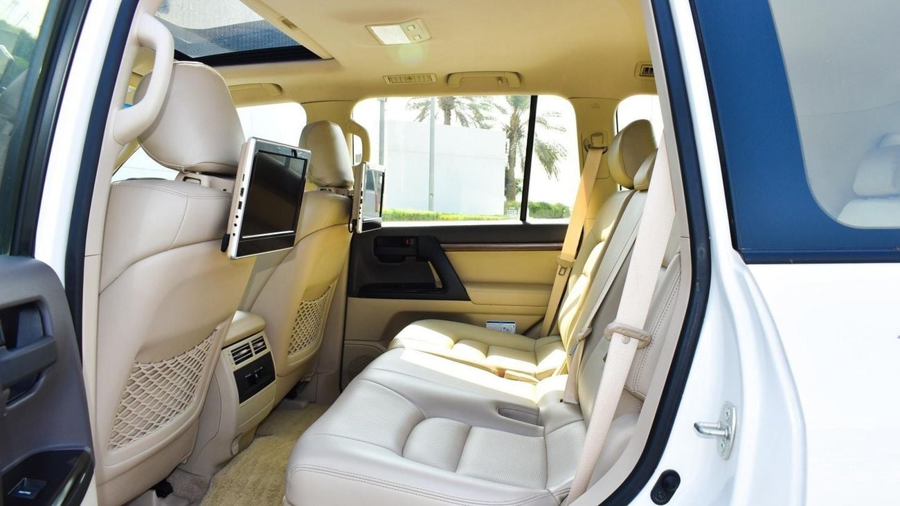 Toyota Land Cruiser GXR V8 Grand Touring