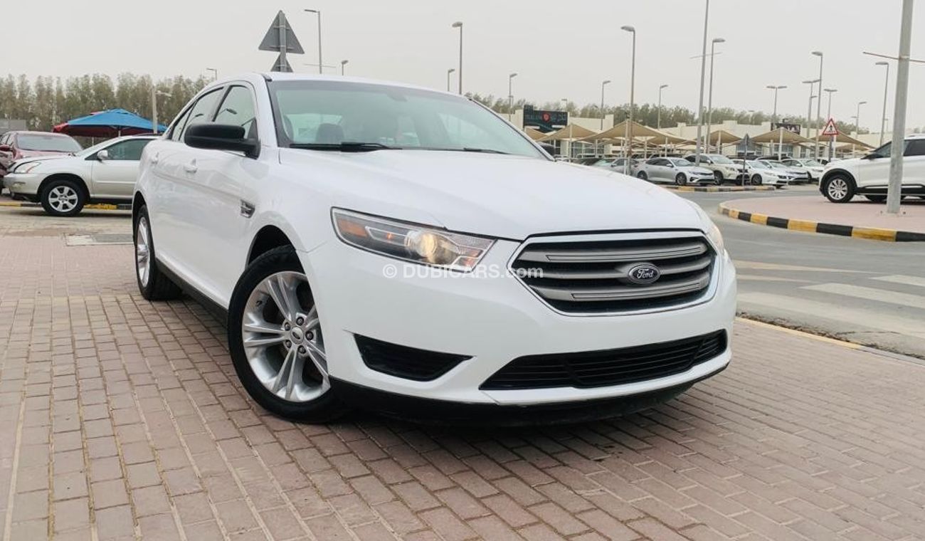 Ford Taurus SE Very Clean Car