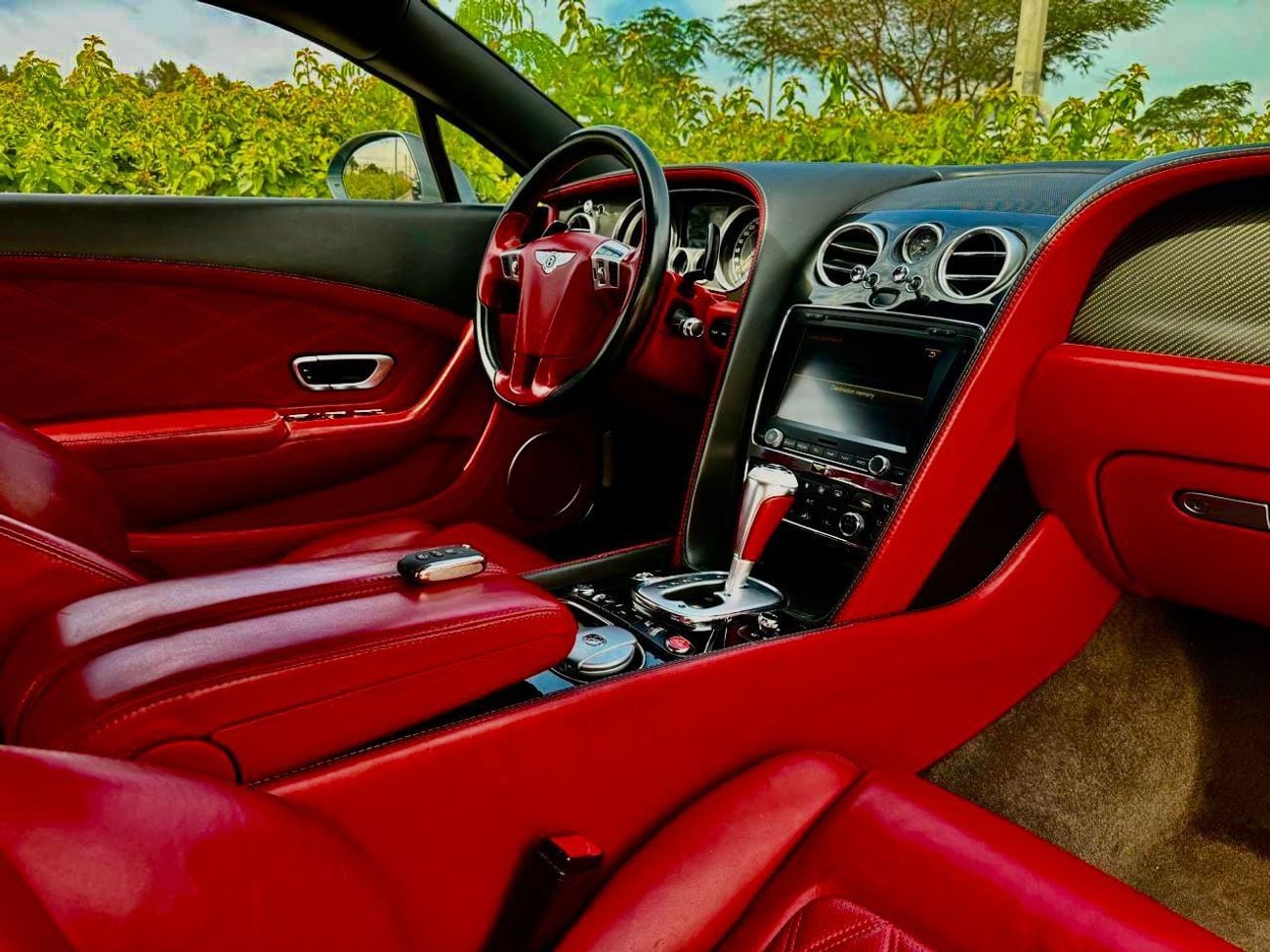 Bentley Continental GT Speed 4.0L Coupe BENTLEY CONTINENTAL GT V8 2013 GCC  155000 KM