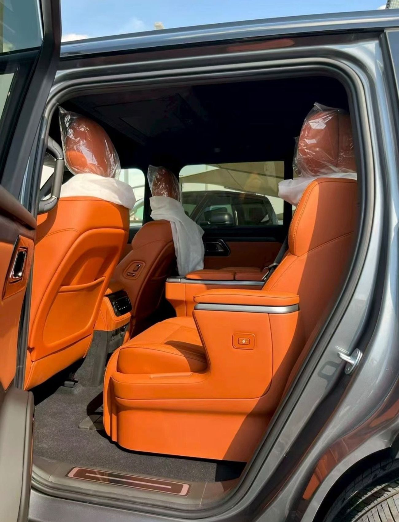 روكس 01 black- orange 6seater