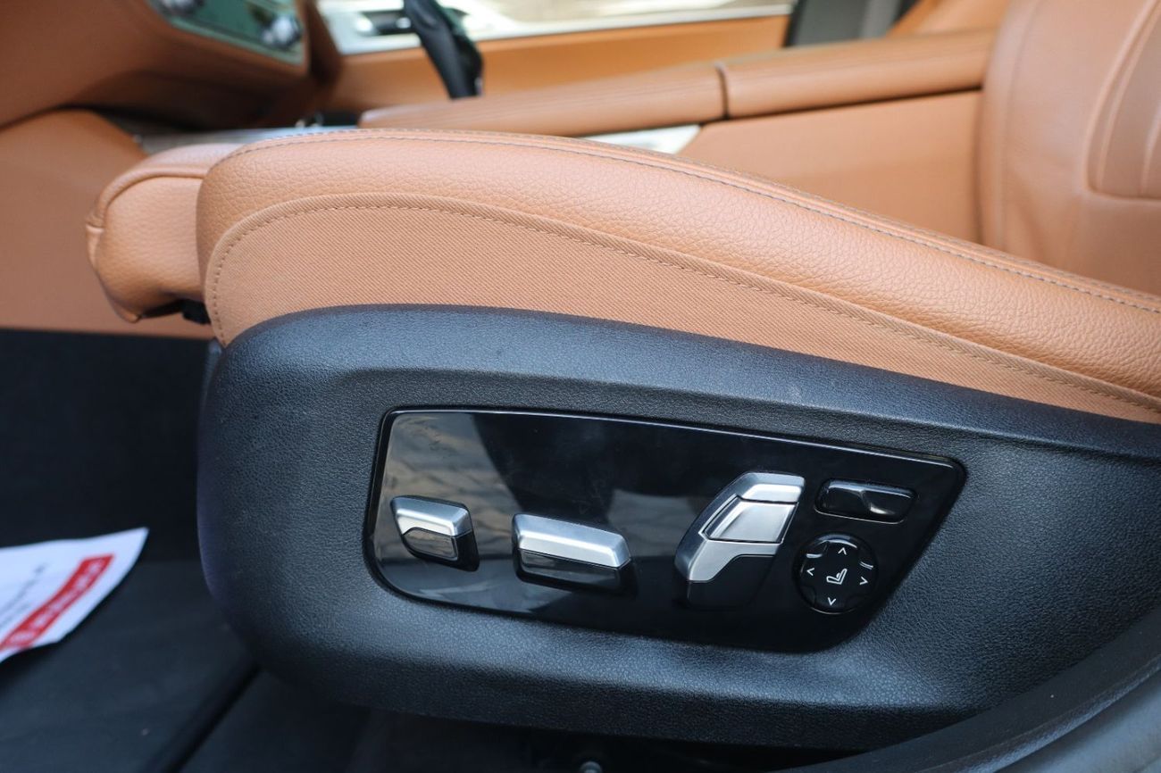 بي أم دبليو 730Li