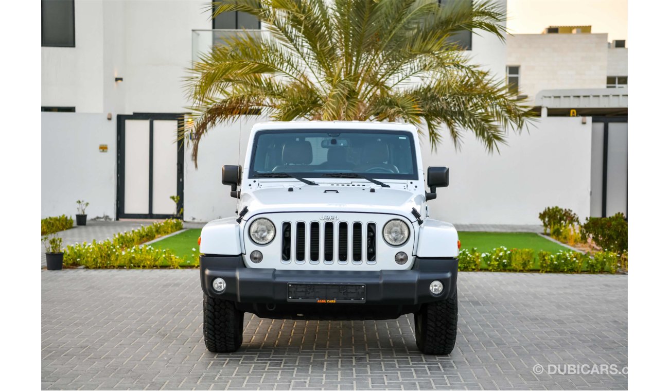 جيب رانجلر Unlimited Sahara Leather + Navigation - Agency Warranty - AED 2,135 Per Month - 0% DP