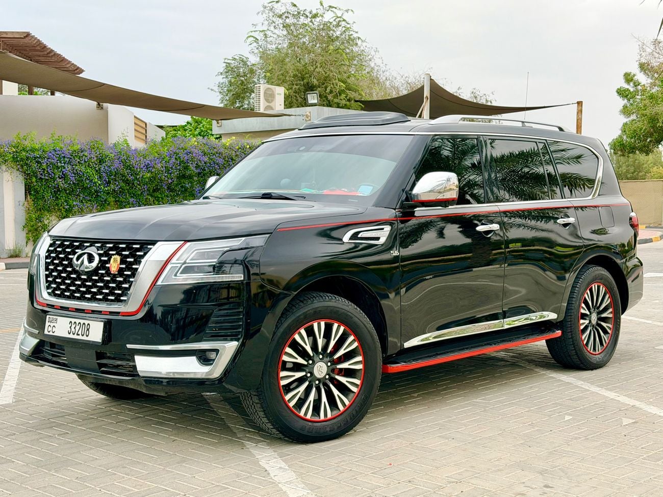 Infiniti QX80 Black Edition Captain Chairs 7 5.6L