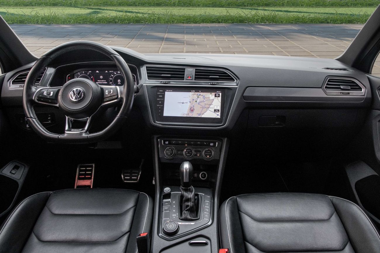 فولكس واجن تيجوان R-Line | 1,625 P.M  | 0% Downpayment | AGENCY SERVICED!