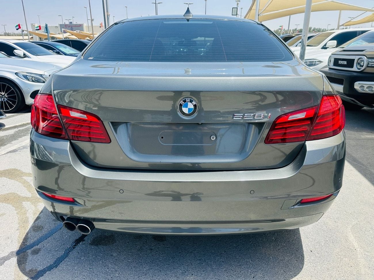 بي أم دبليو 528i