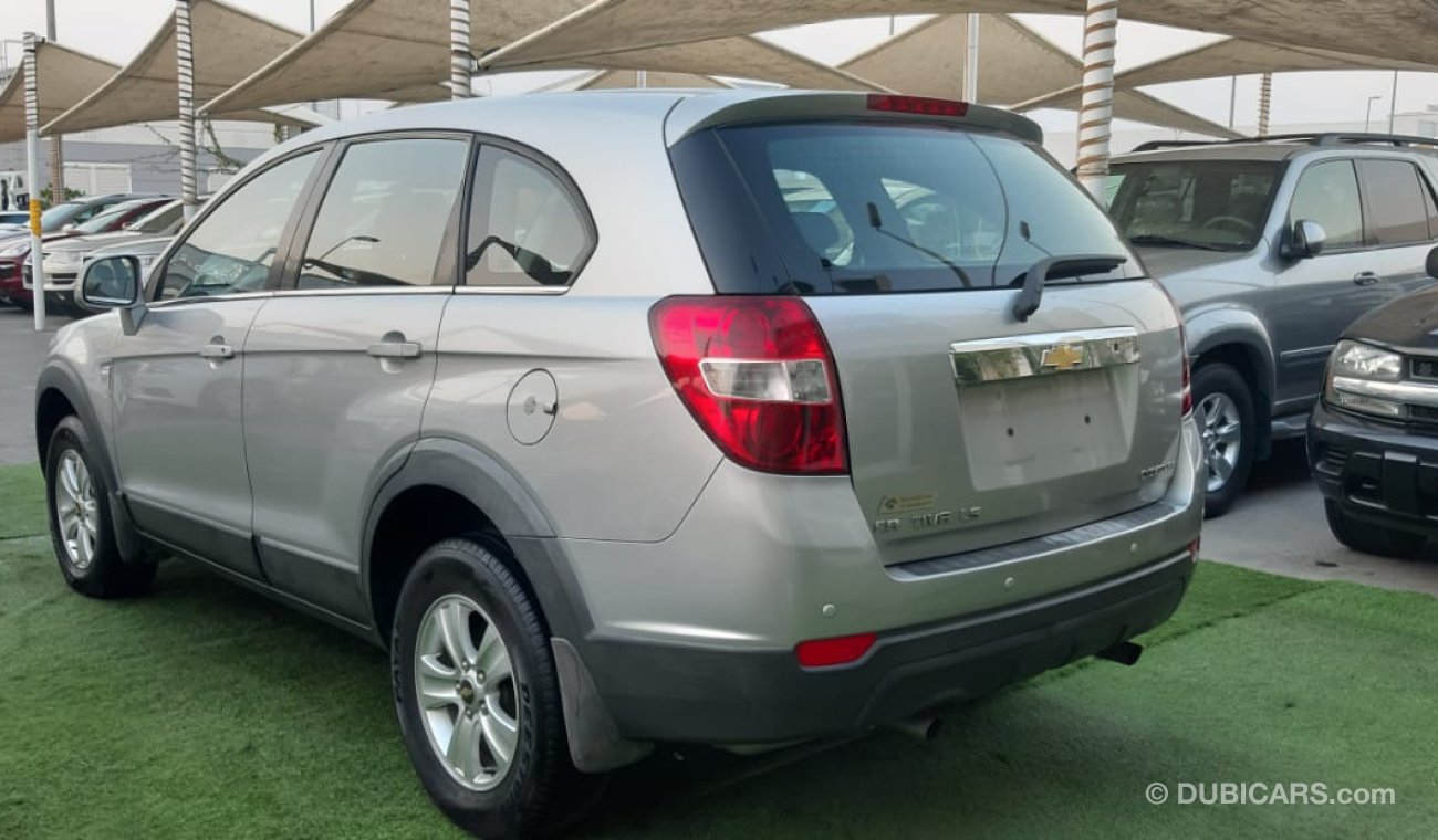 Chevrolet Captiva Gulf car in excellent condition do not need any expenses