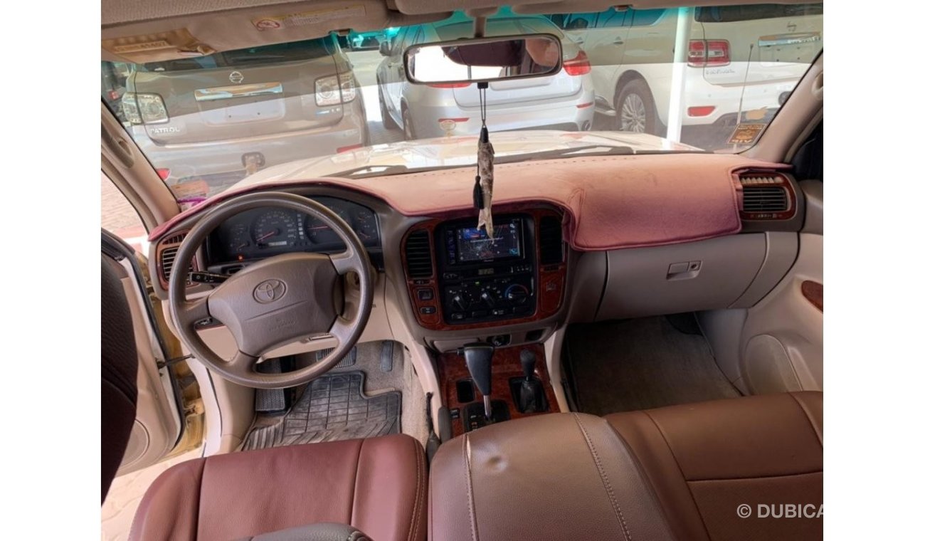 Toyota Land Cruiser Toyota Land Cruiser 2002 v6 gcc very celen car for sale