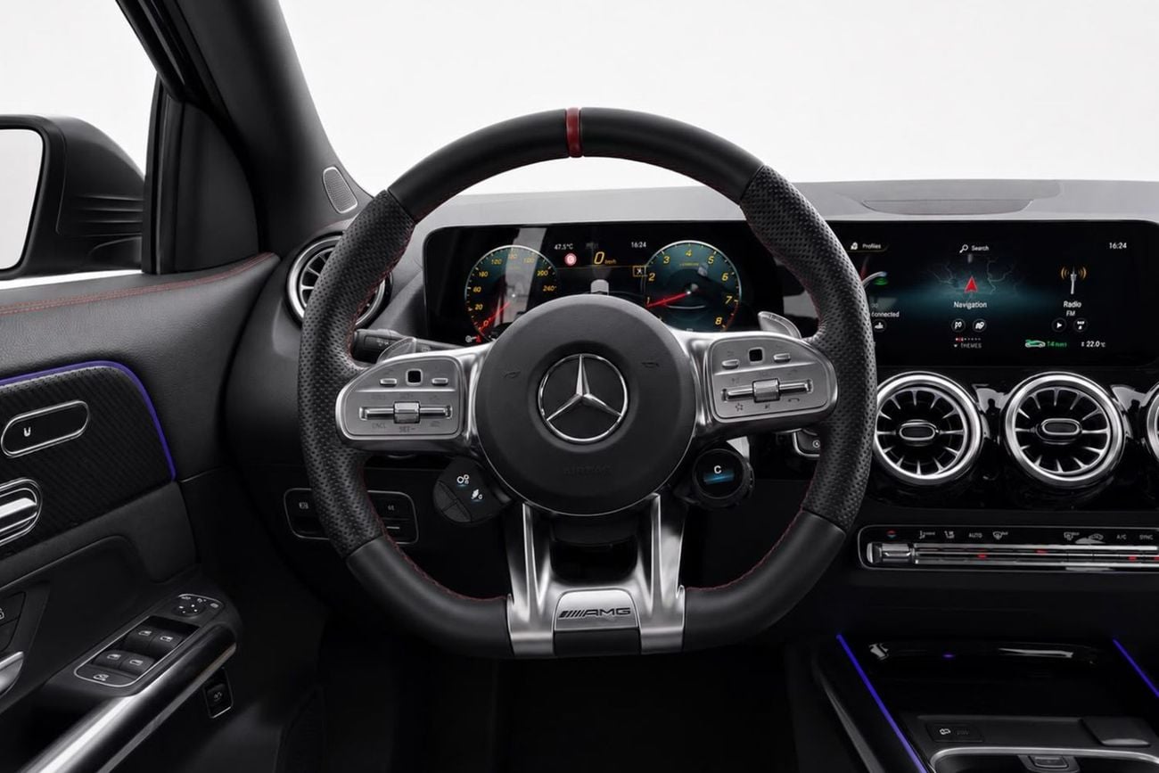 مرسيدس بنز GLA 45 AMG l Full Option | AED 2,742 / Monthly