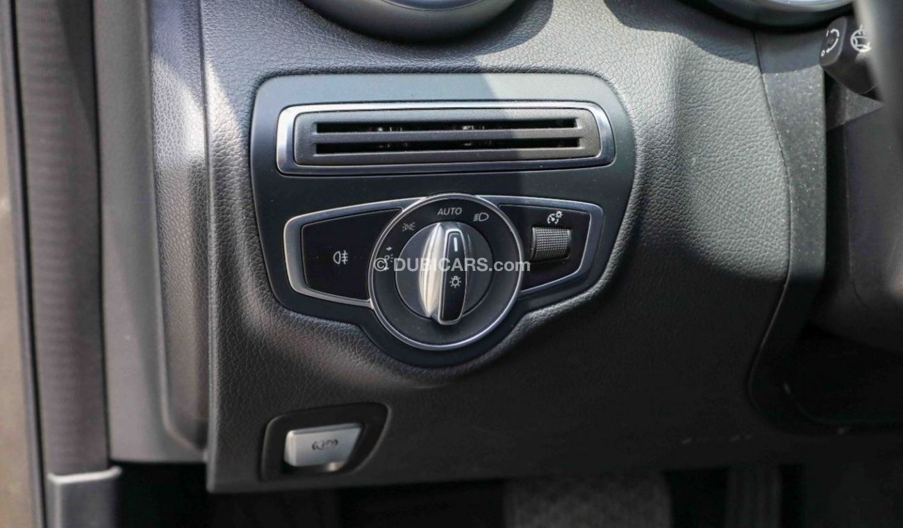 Mercedes-Benz C 300 AMG 4MATIC/LOW MILEAGE/FULL SERVICE HISTORY