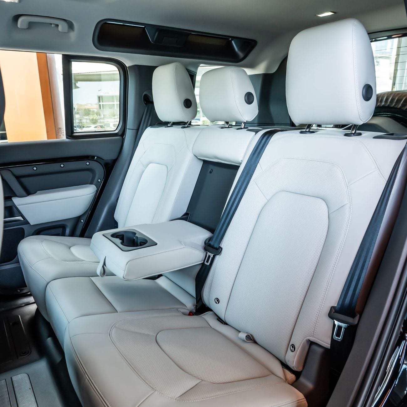 Land Rover Defender 2026  LAND ROVER DEFENDER  X DYNAMIC V6  BRAND NEW