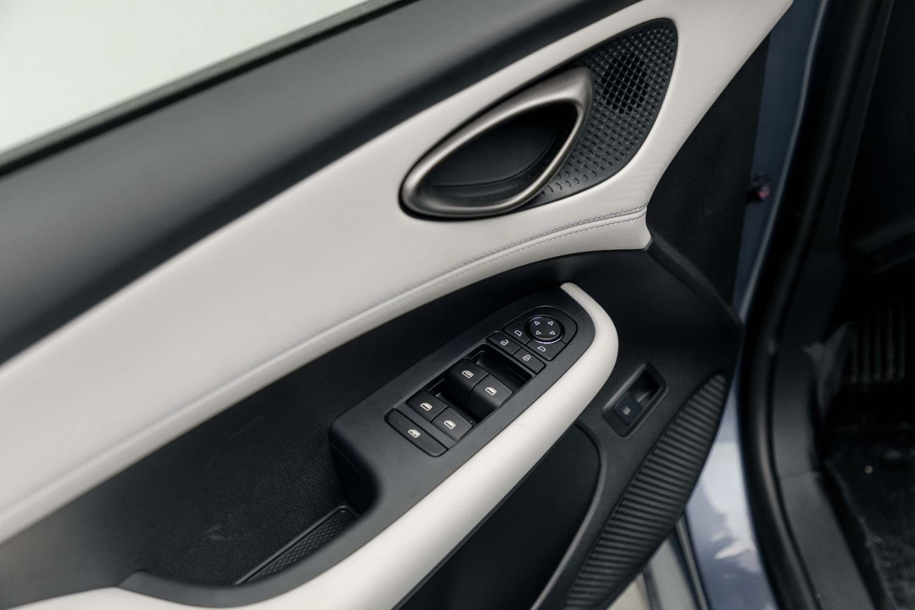 BYD Seal 05 DM-i Luxury 1.5L - Plug-In Hybrid - Atlantis Grey Inside White | Export Only