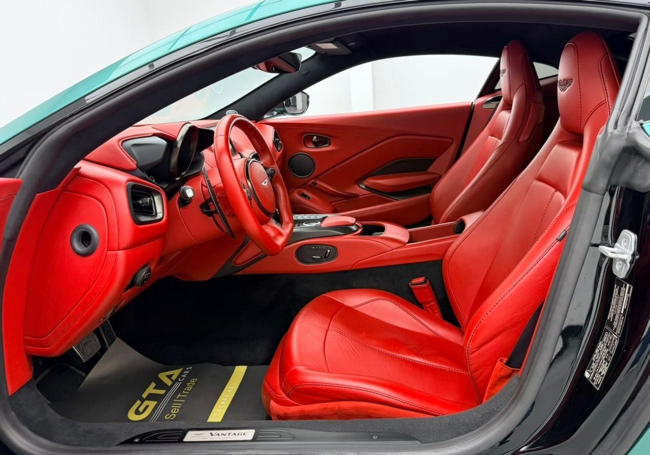 Aston Martin V8 Vantage — 8