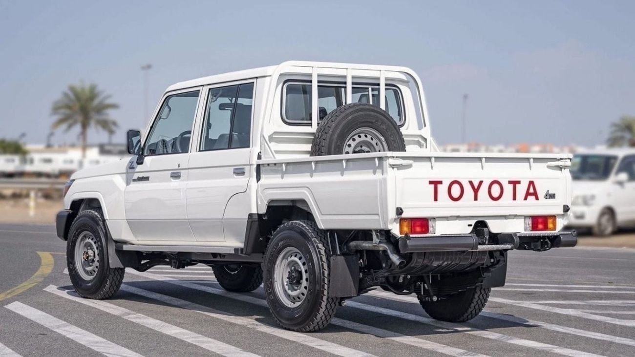 Toyota Land Cruiser Pick Up Toyota Land Cruiser Pickup LC79 4.2L Diesel MT 2024_White