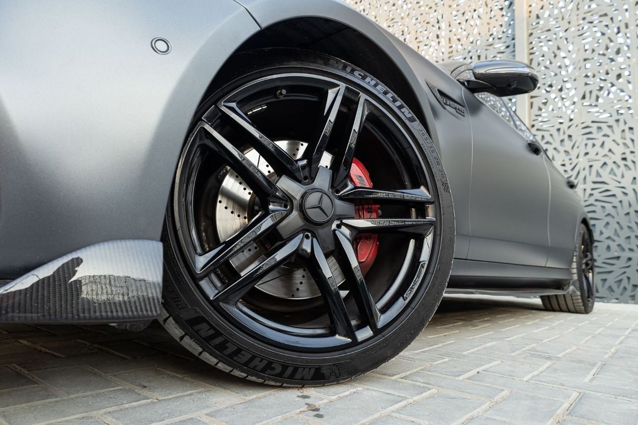 مرسيدس بنز E 63 S AMG Std 4.0L