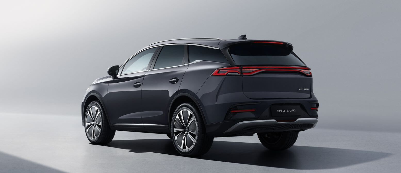 BYD Tang L exterior - Rear Left Angled