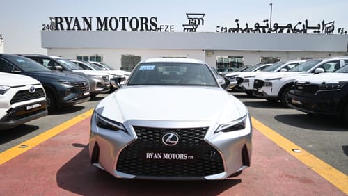 لكزس IS 300 لكزس IS300 2.0 لتر بنزين ، سيدان ، دفع خلفي ، 4 أبواب ، مقاعد كهربائية أمامية ، مثبت سرعة ، كاميرا خ