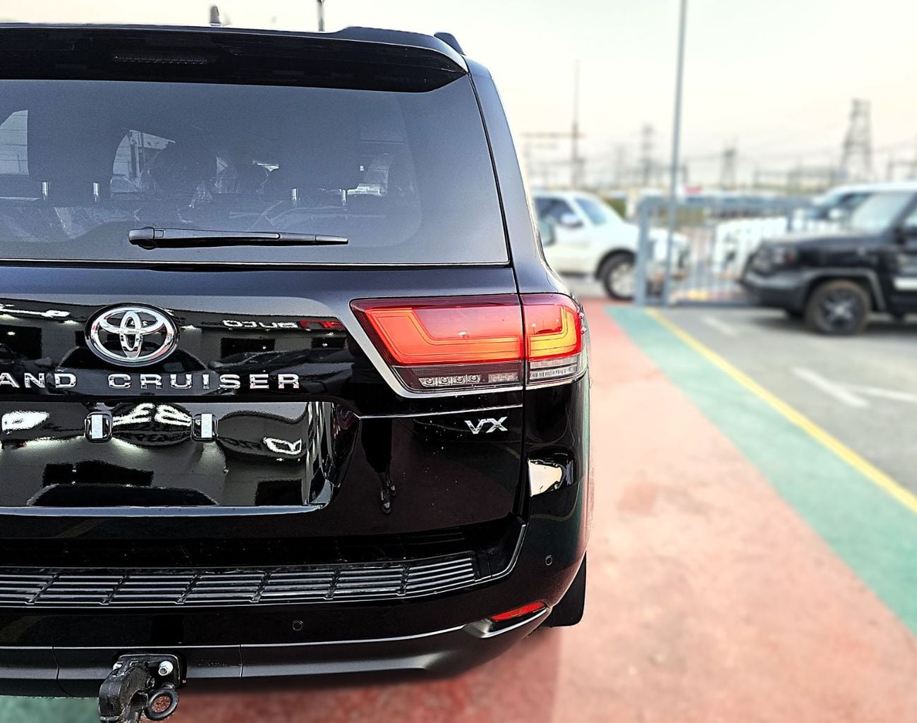 Toyota Land Cruiser VX Toyota land cruiser Vx 3.5l turbo 4*4 A/T  Black color inside black 2026