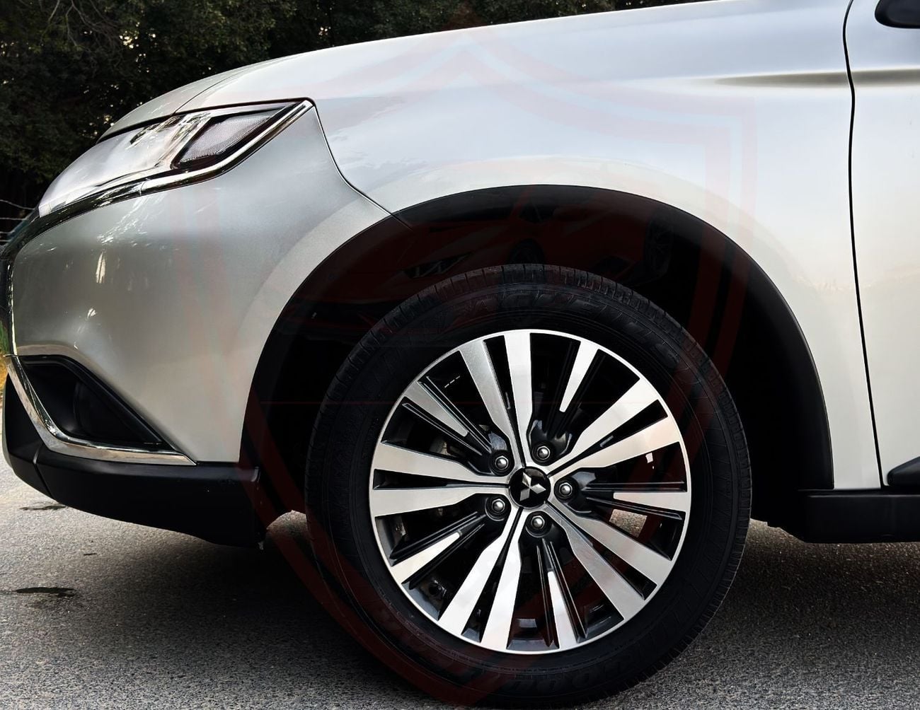 Mitsubishi Outlander GLX 3.0L Mitsubishi Outlander | 3.0 L | 2023 | GCC | Accident-Free |  In Excellent Condition | 991